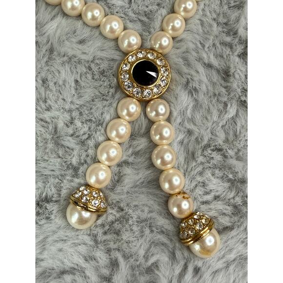 Faux Pearl Drop Necklace with Crystal Pendant, Gold-Tone, 17" + 2.5" Vintage - Picture 3 of 5